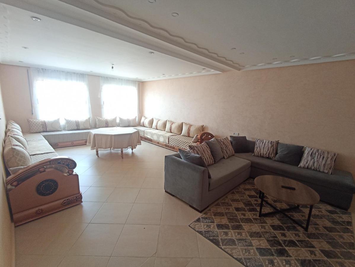 Appartement Familial Au Centre De Nador Ville Exterior foto